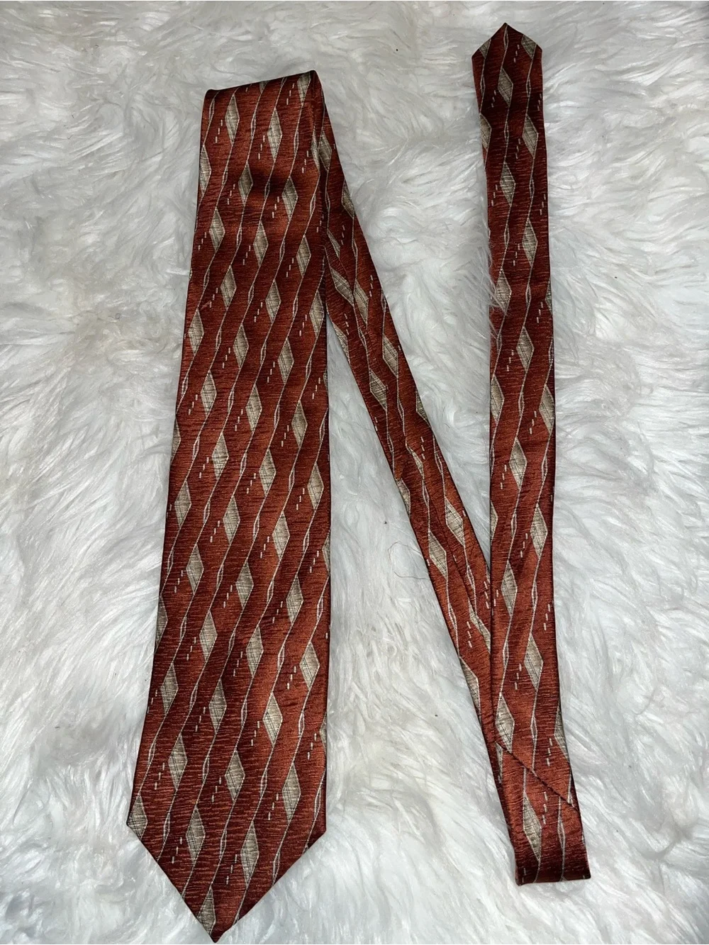 Bill Blass Rust Brown & Beige Geometric Tie